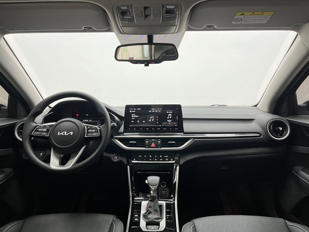 Kia K3 2022 - фото автомобиля