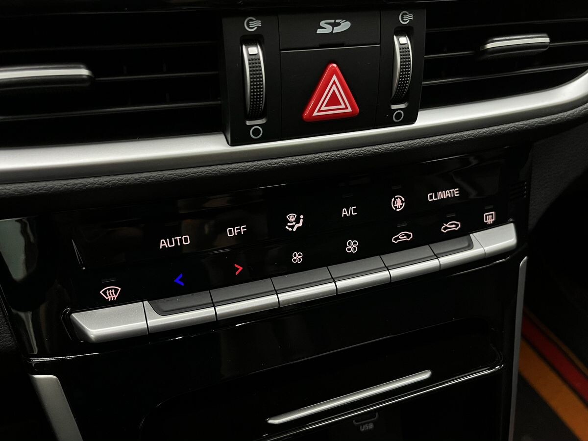 Kia K3 2022 - фото автомобиля