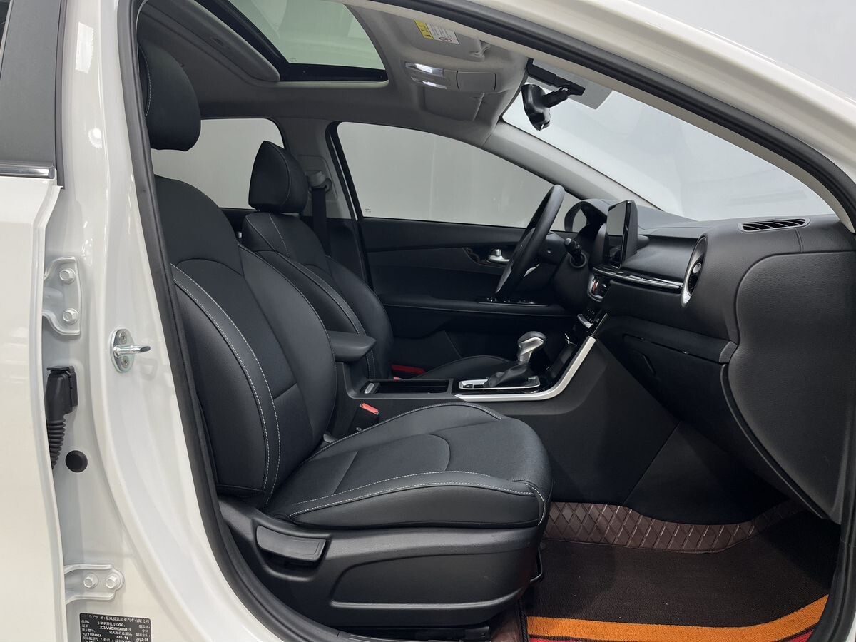 Kia K3 2022 - фото автомобиля