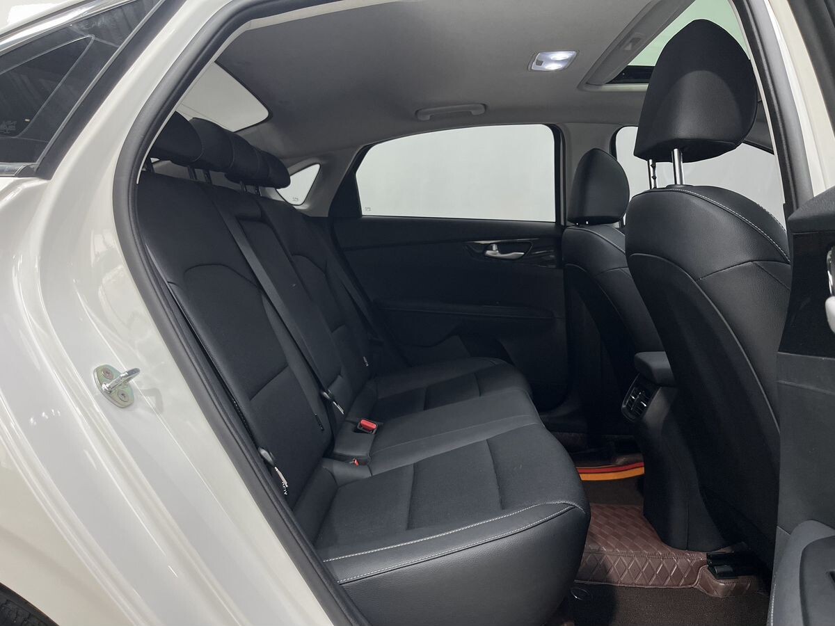 Kia K3 2022 - фото автомобиля
