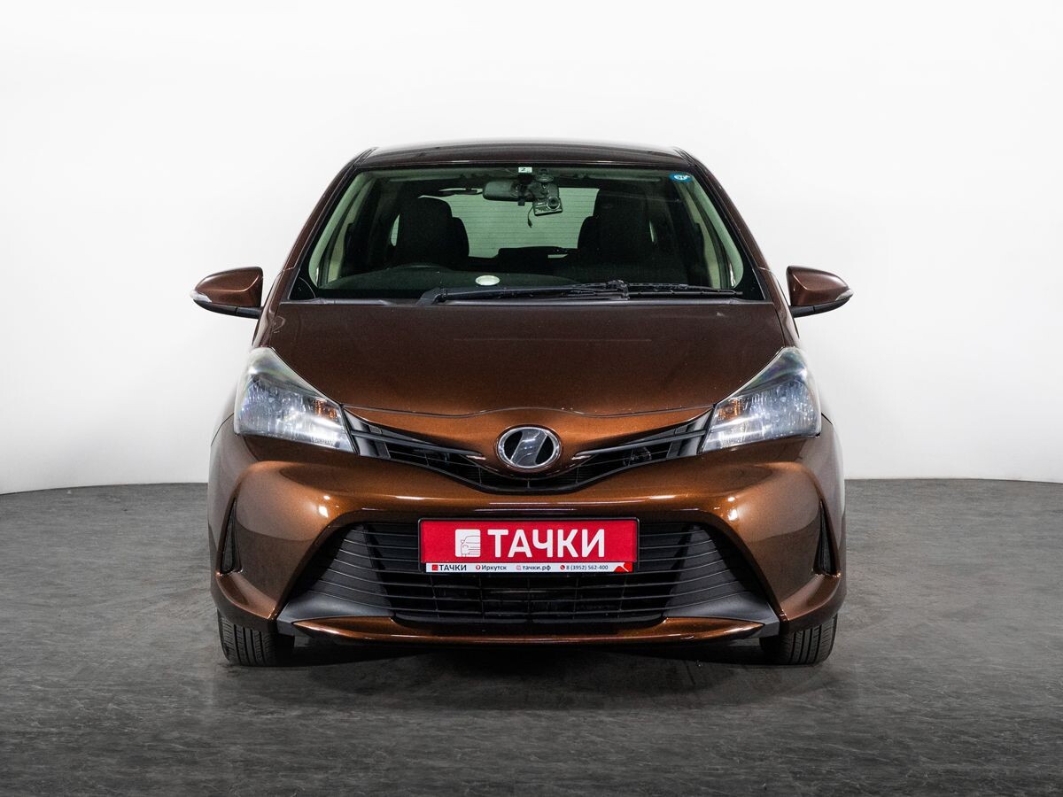 Toyota Vitz 2015 - фото автомобиля