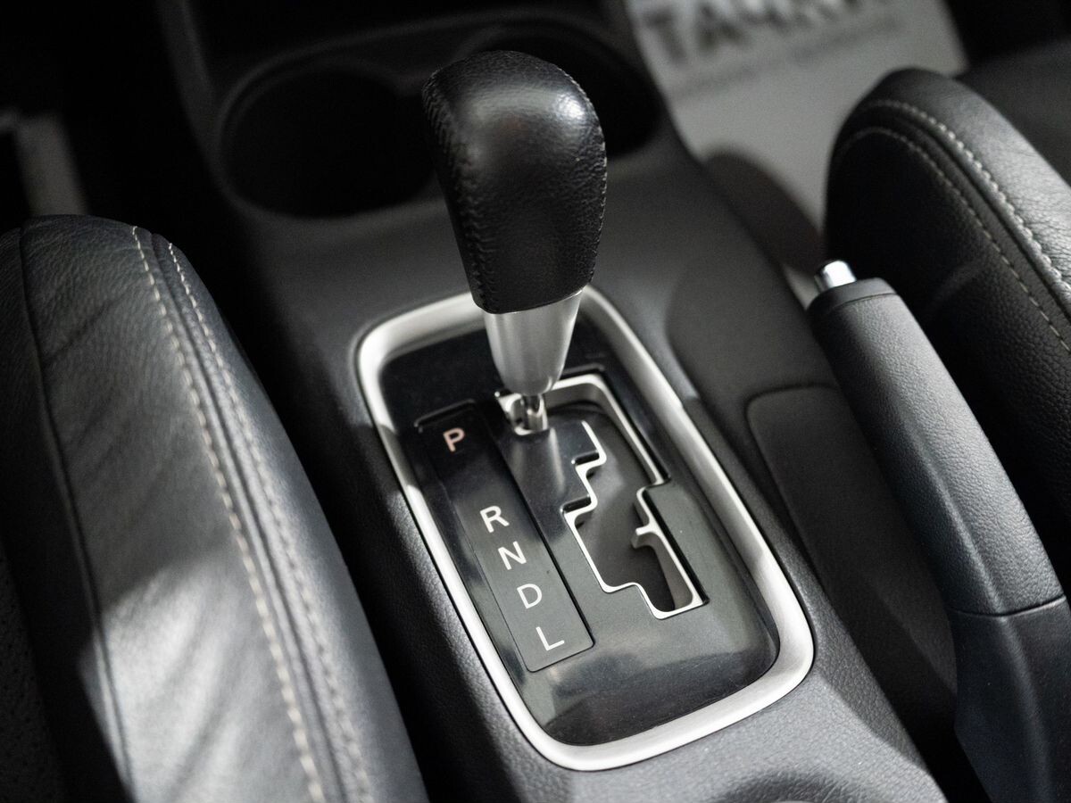 Mitsubishi Outlander 2015 - фото автомобиля