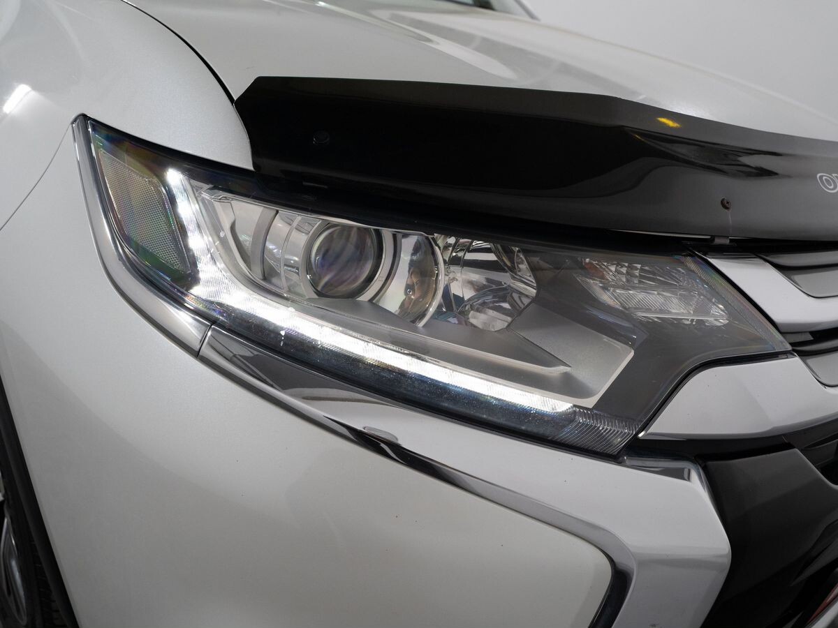Mitsubishi Outlander 2015 - фото автомобиля