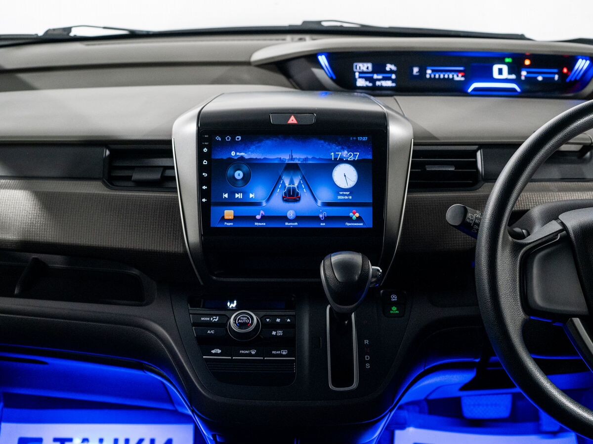 Honda Freed 2018 - фото автомобиля