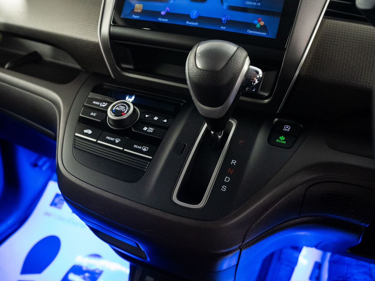 Honda Freed 2018 - фото автомобиля