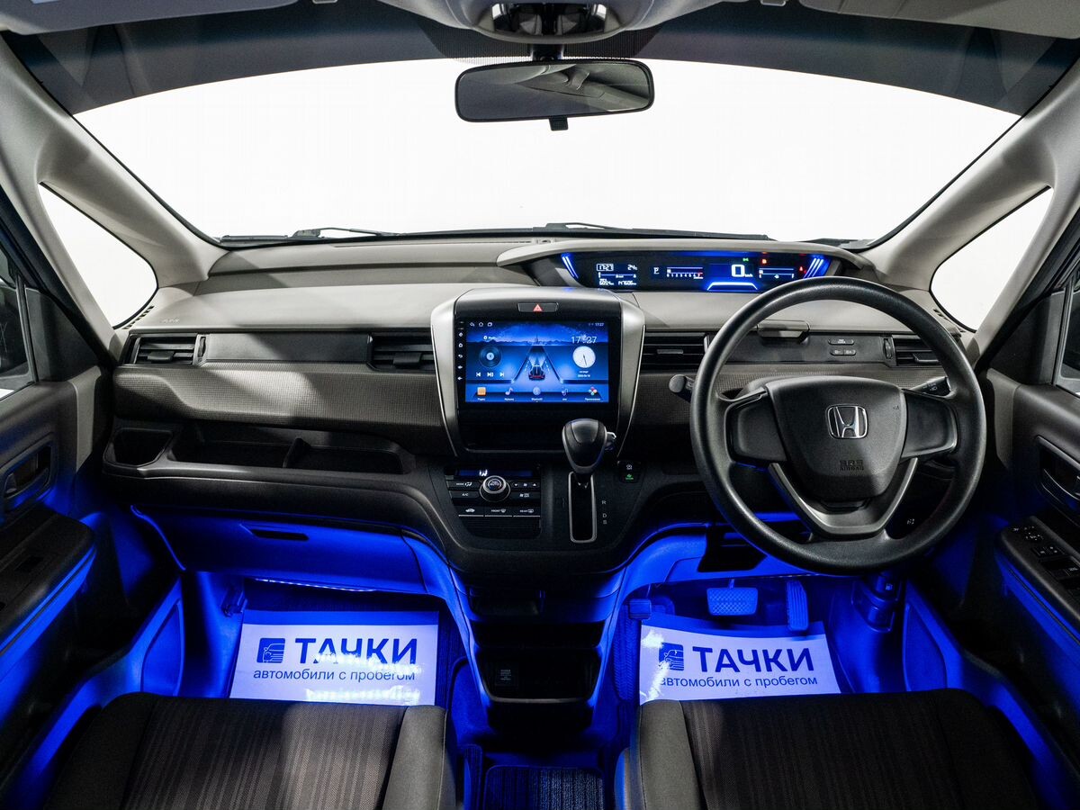 Honda Freed 2018 - фото автомобиля