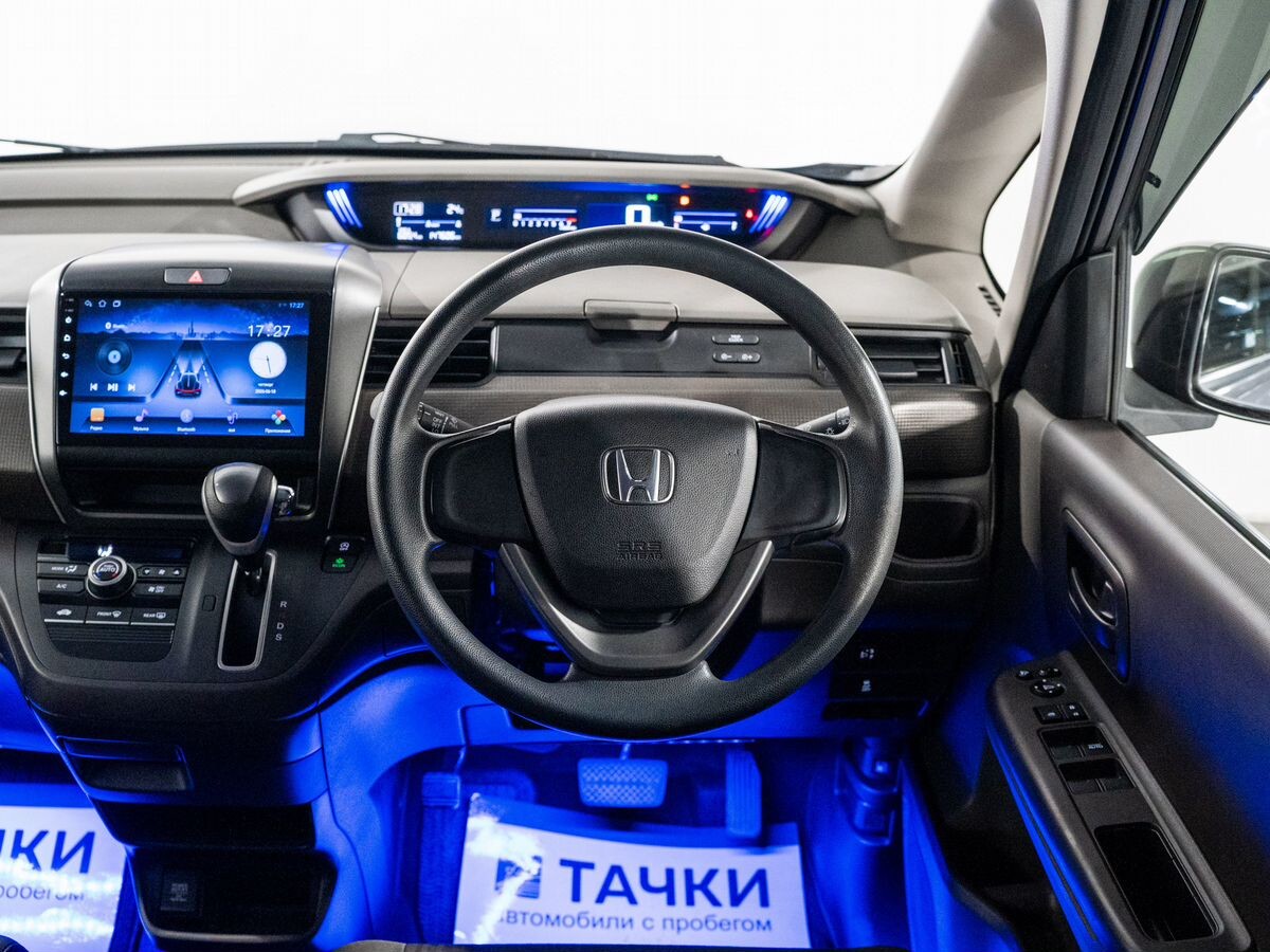 Honda Freed 2018 - фото автомобиля