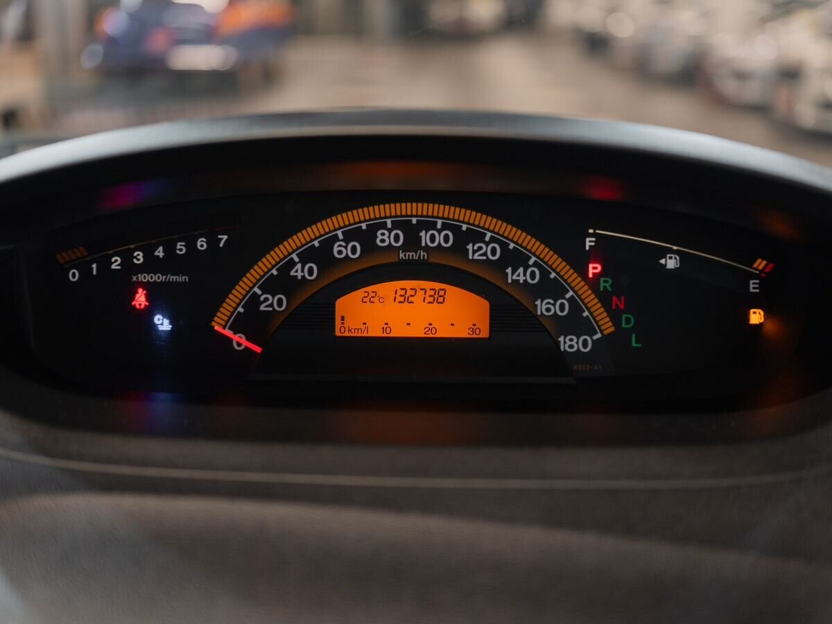 Honda Freed 2010 - фото автомобиля