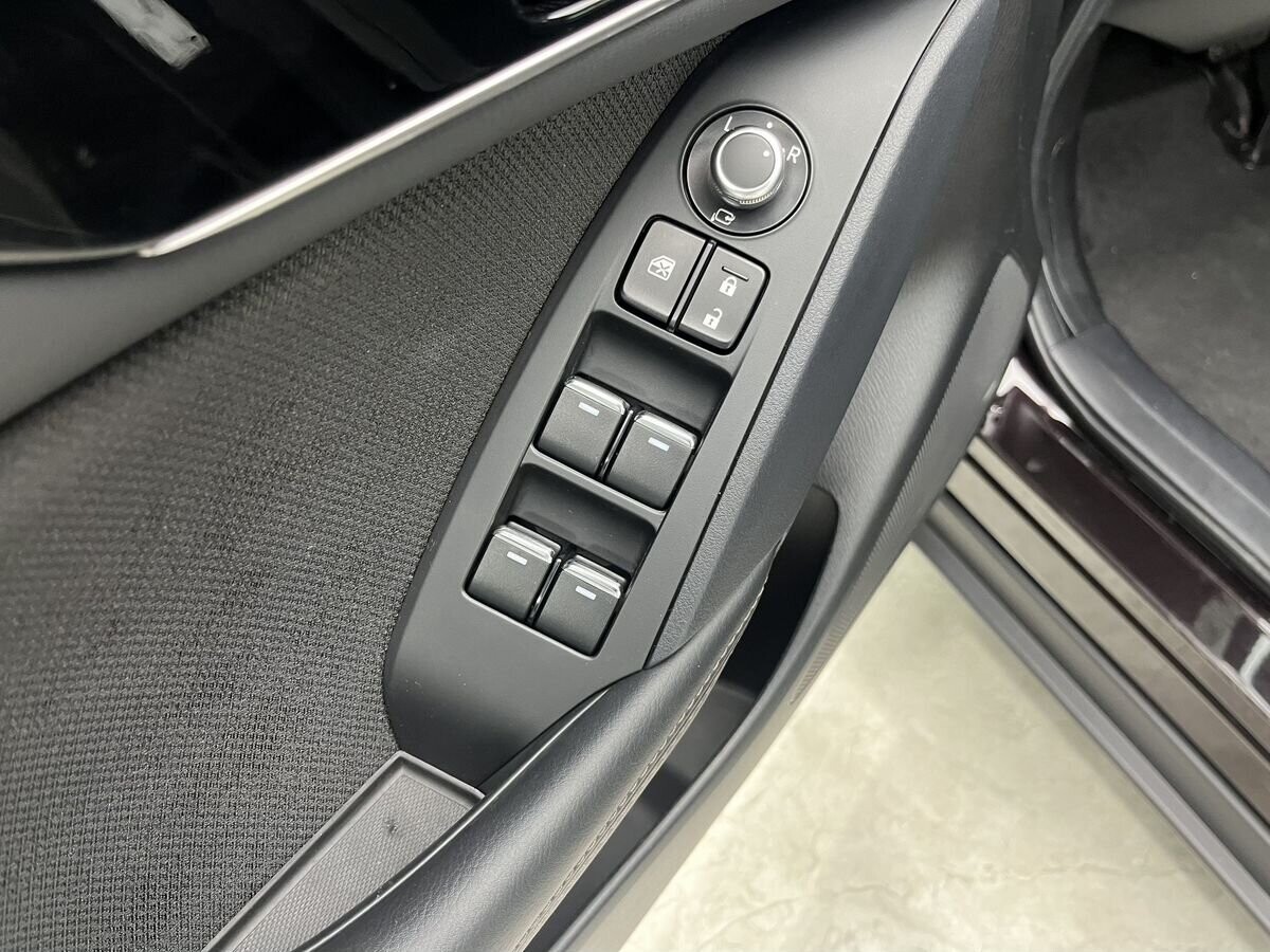 Mazda CX-4 2022 - фото автомобиля