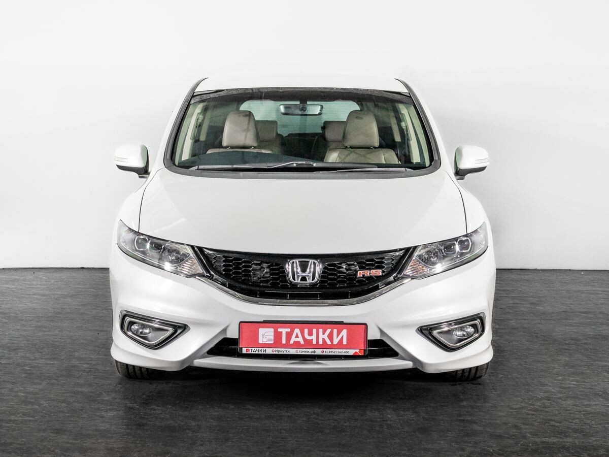 Honda Jade 2017 - фото автомобиля