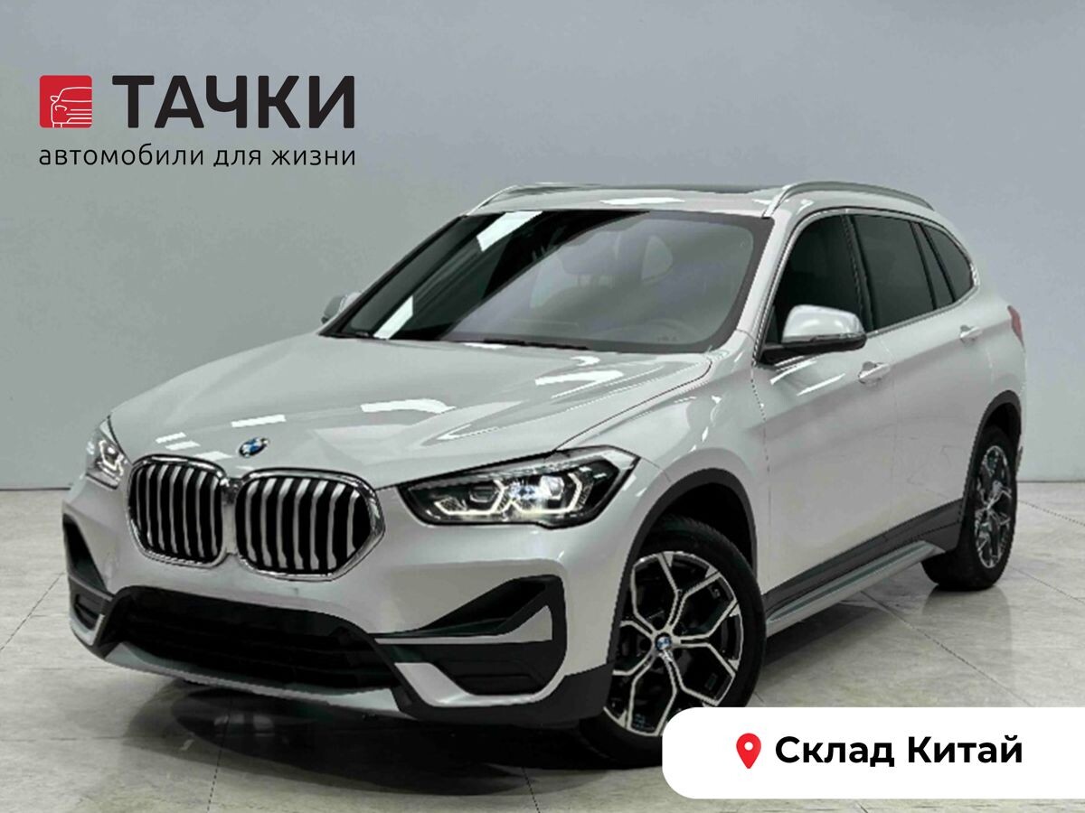 BMW X1 2022 - фото автомобиля