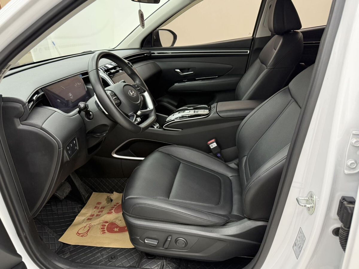 Hyundai Tucson 2021 - фото автомобиля