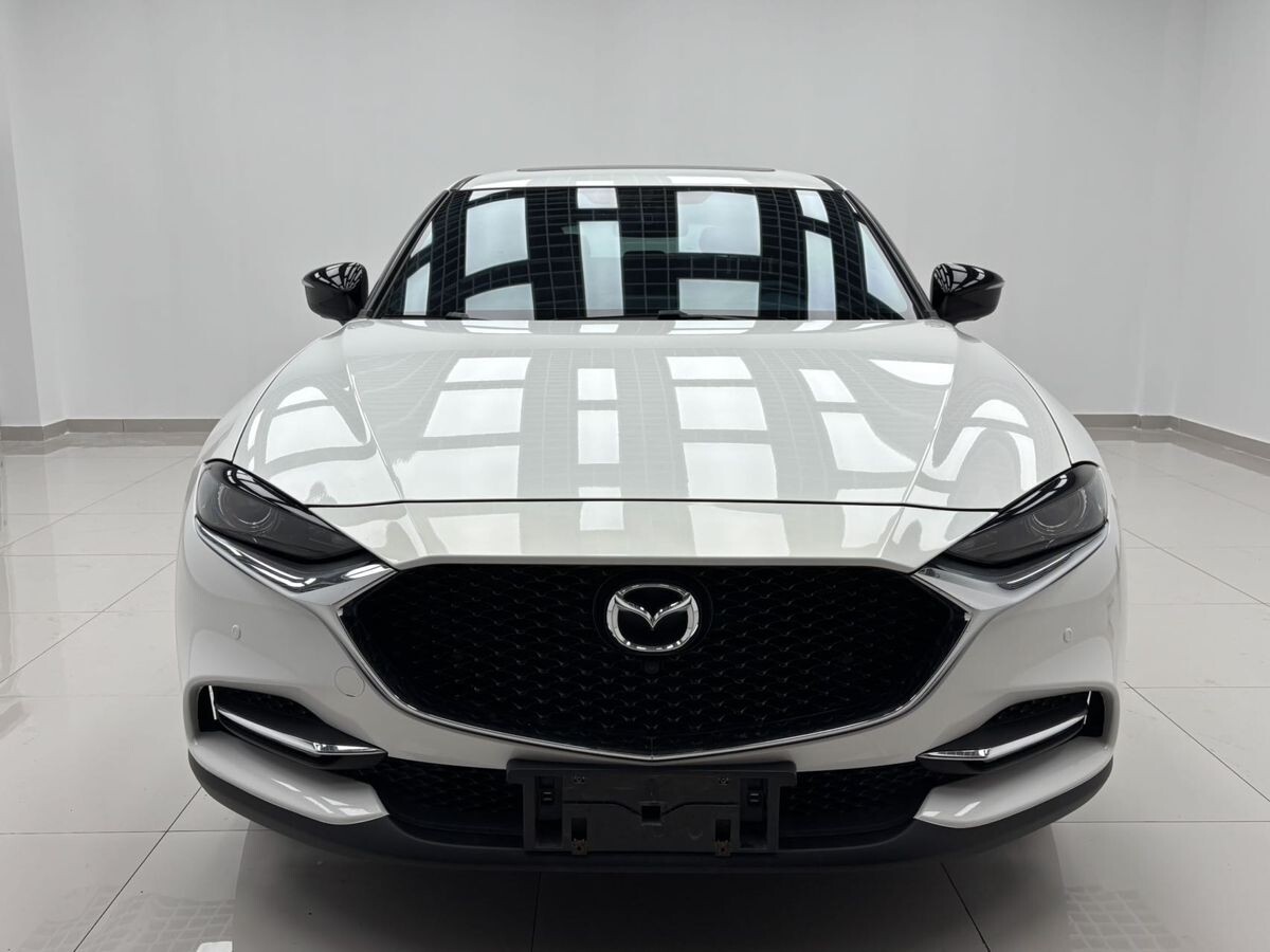 Mazda CX-4 2023 - фото автомобиля