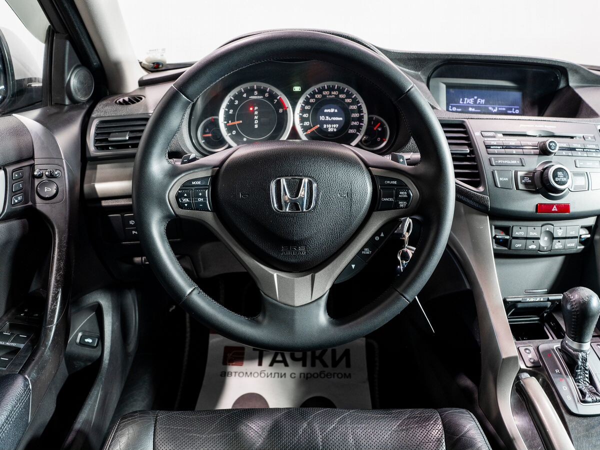 Honda Accord 2008 - фото автомобиля