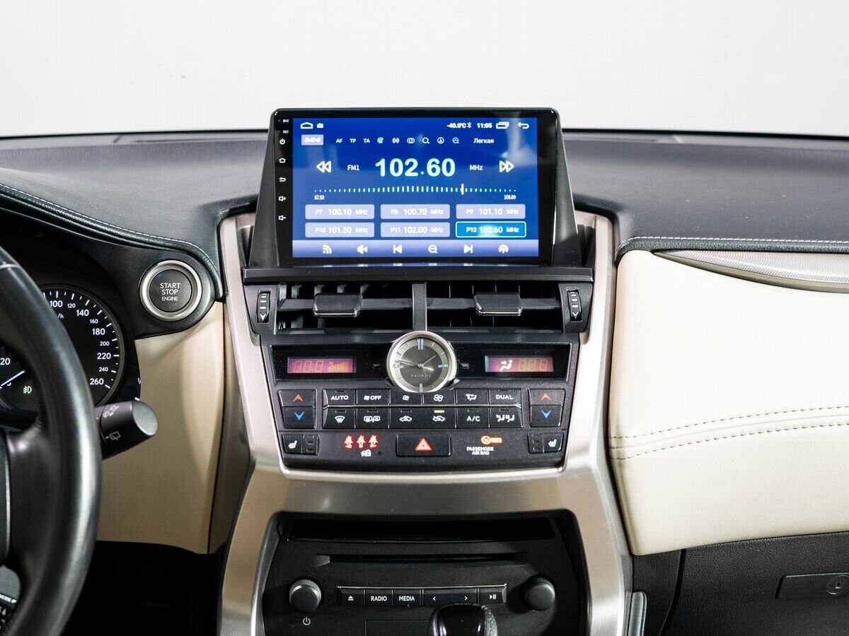 Lexus NX200 2015 - фото автомобиля