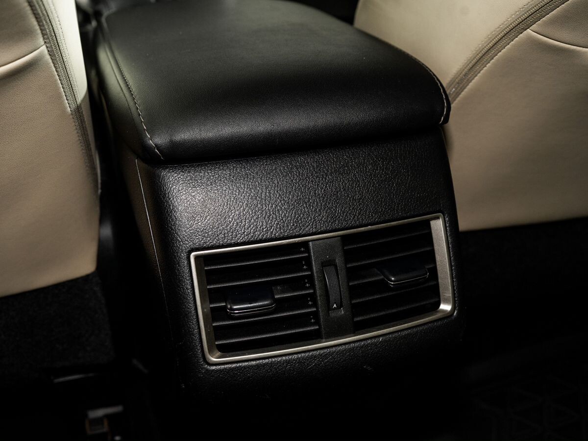 Lexus NX200 2015 - фото автомобиля