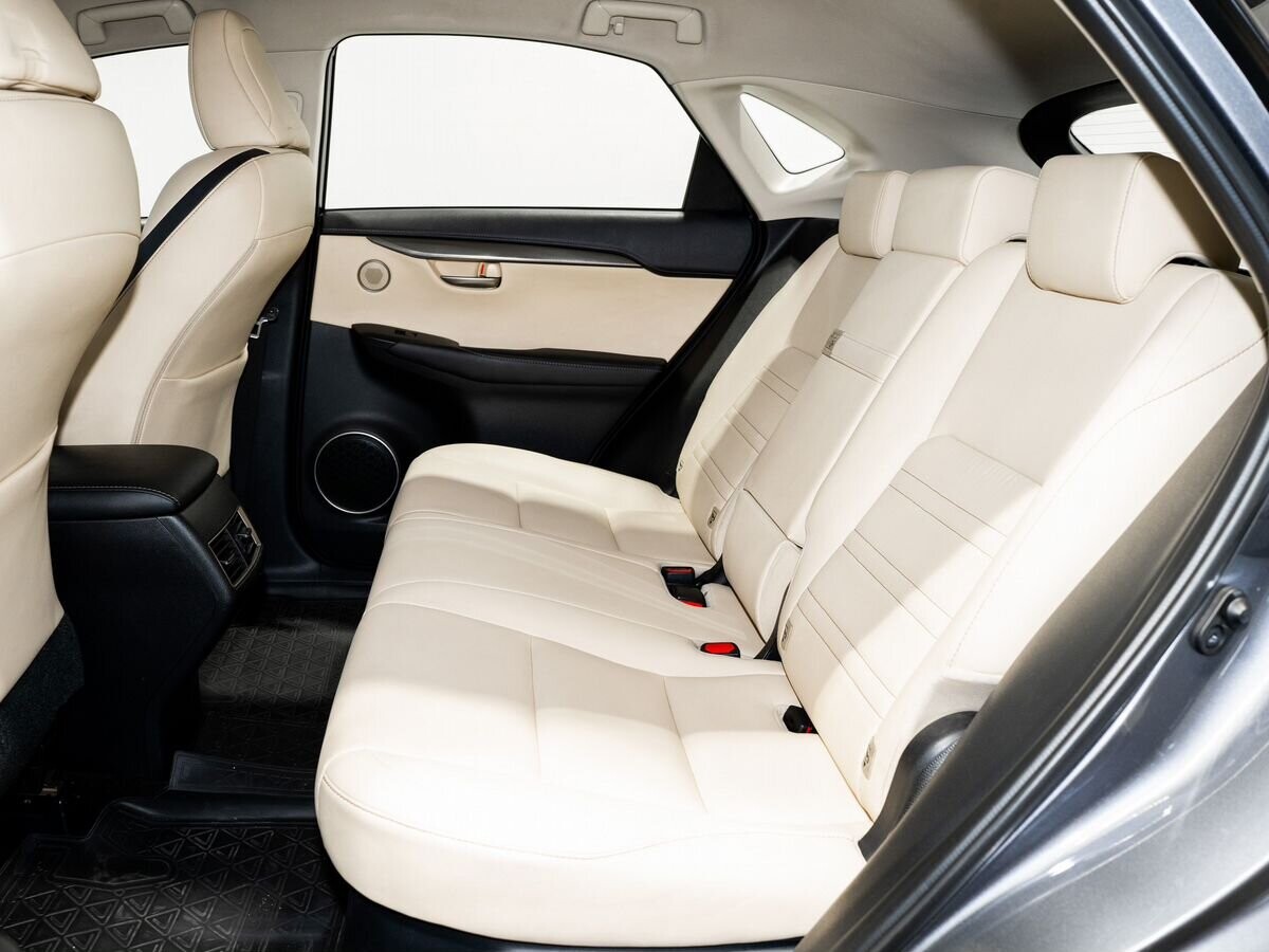 Lexus NX200 2015 - фото автомобиля