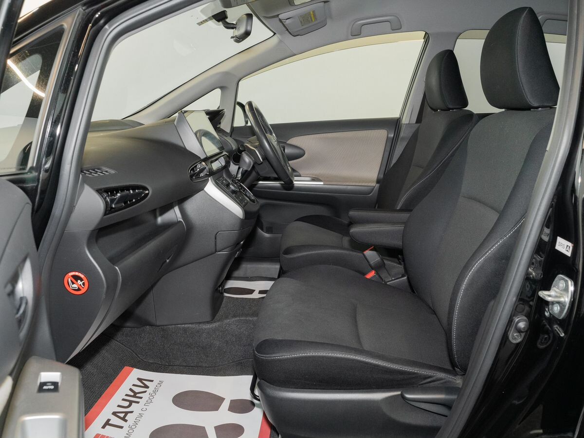 Toyota Wish 2009 - фото автомобиля