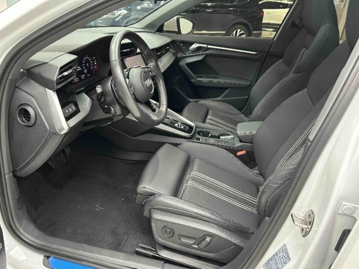 Audi A3 2021 - фото автомобиля