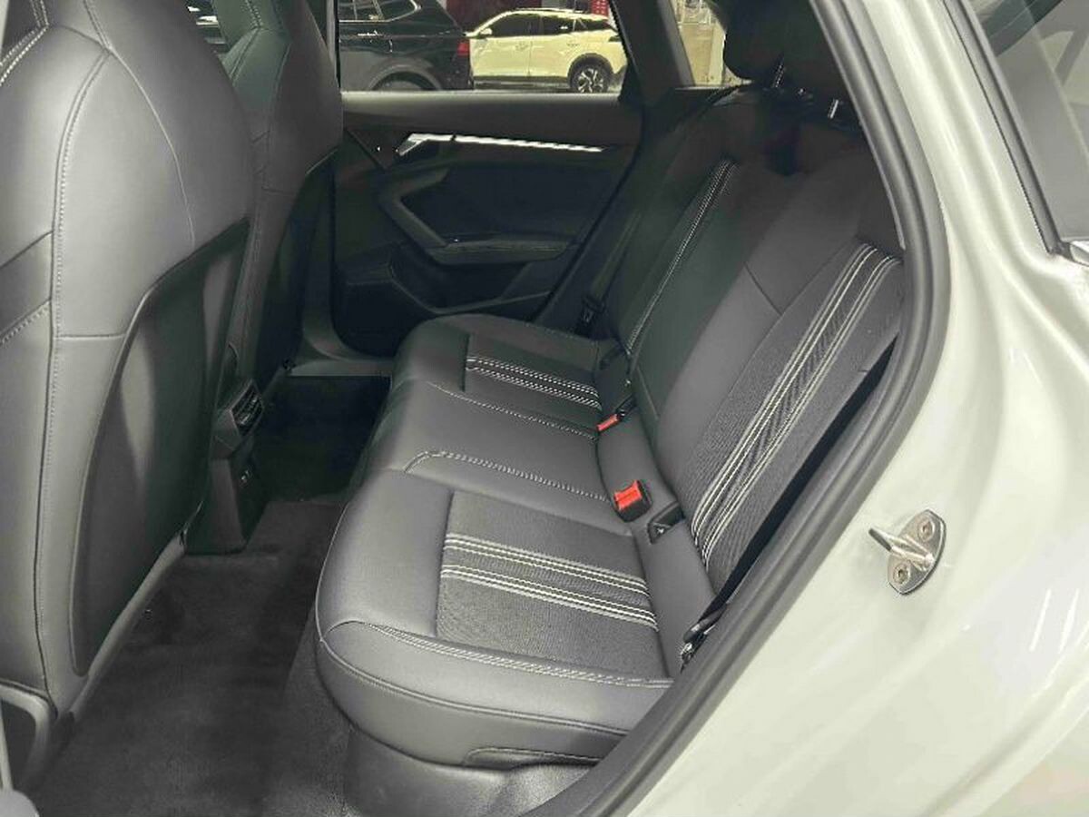 Audi A3 2021 - фото автомобиля