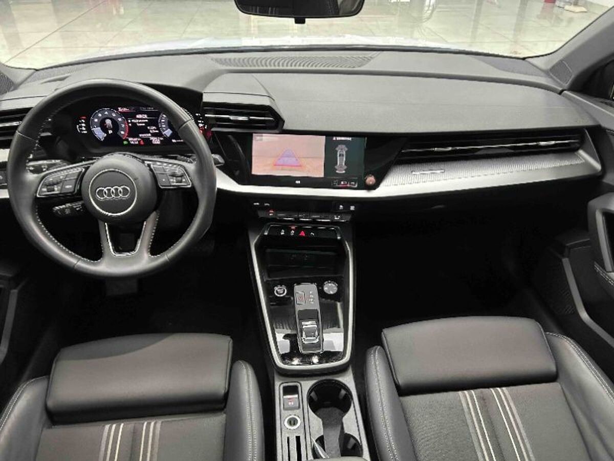 Audi A3 2021 - фото автомобиля