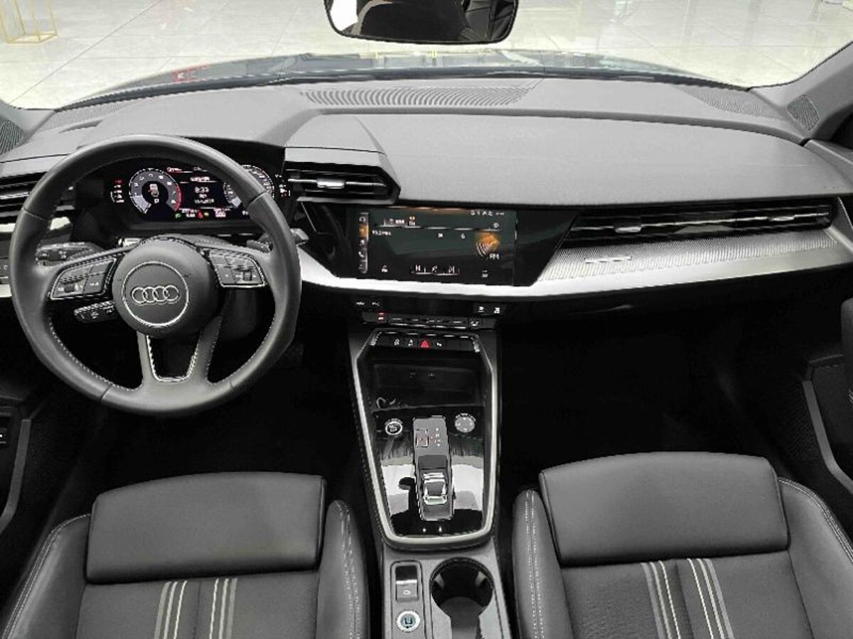 Audi A3 2022 - фото автомобиля
