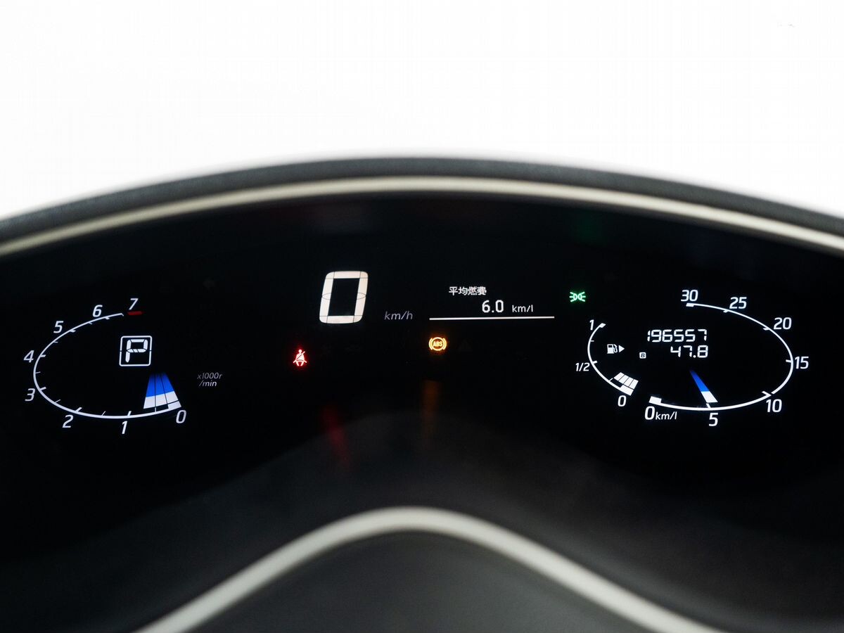 Nissan Serena 2012 - фото автомобиля