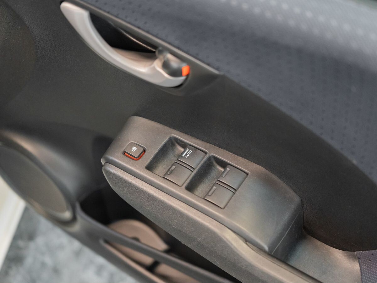 Honda Fit 2008 - фото автомобиля