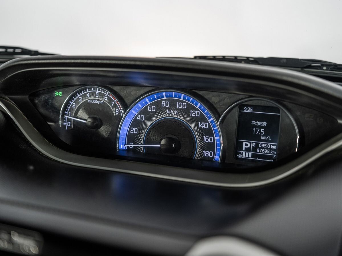 Suzuki Solio 2019 - фото автомобиля