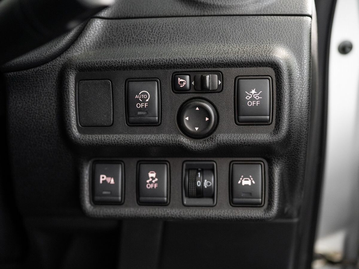 Nissan Note 2019 - фото автомобиля