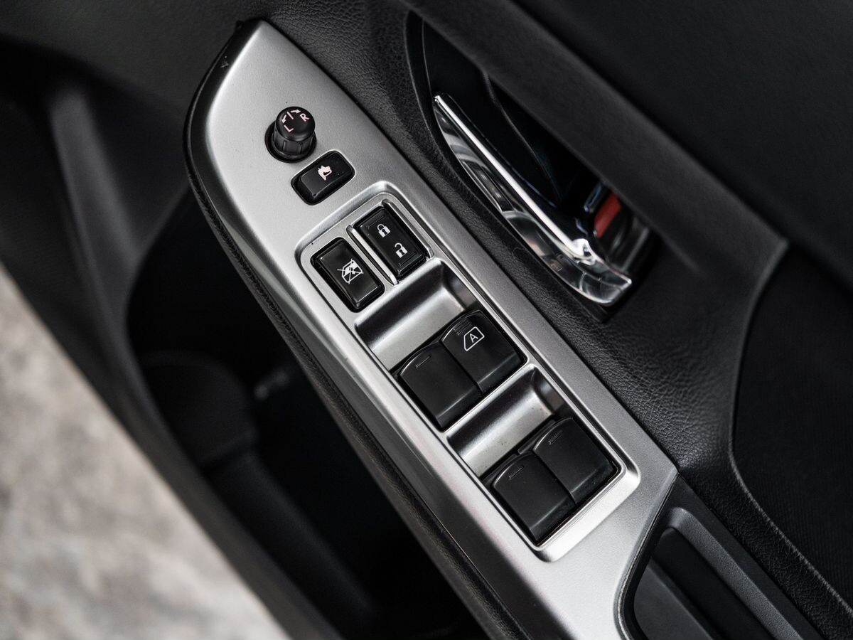 Subaru XV 2015 - фото автомобиля