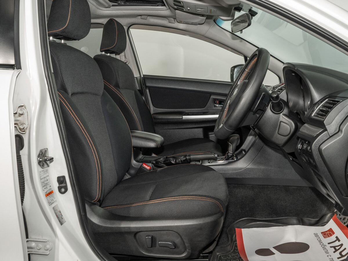 Subaru XV 2015 - фото автомобиля