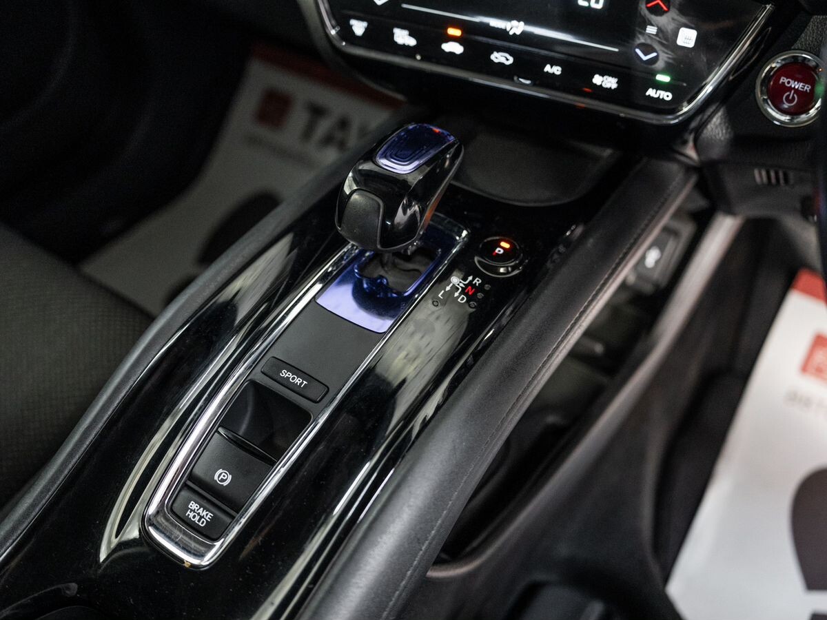 Honda Vezel 2014 - фото автомобиля