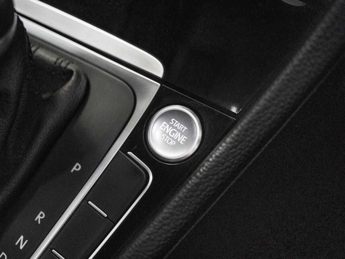 Volkswagen Golf 2014 - фото автомобиля