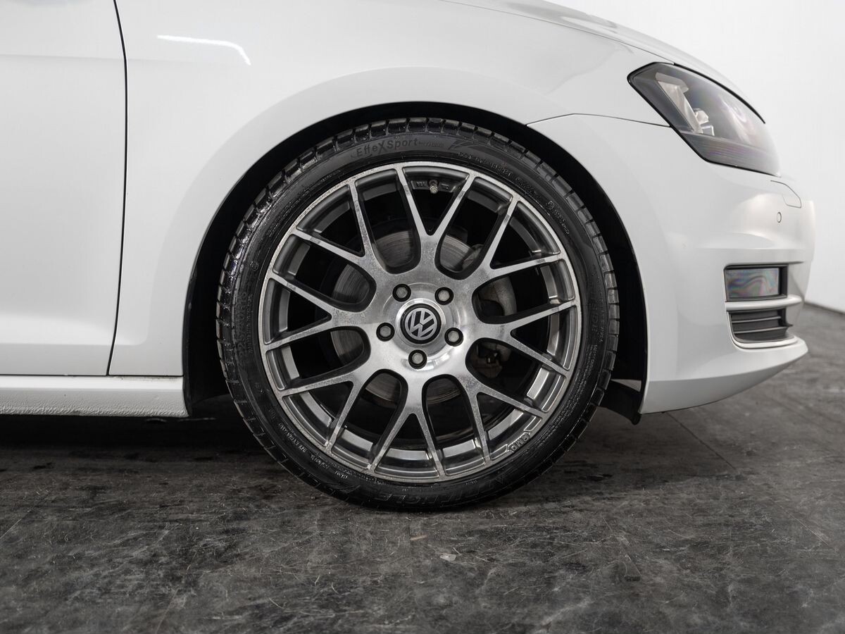 Volkswagen Golf 2014 - фото автомобиля