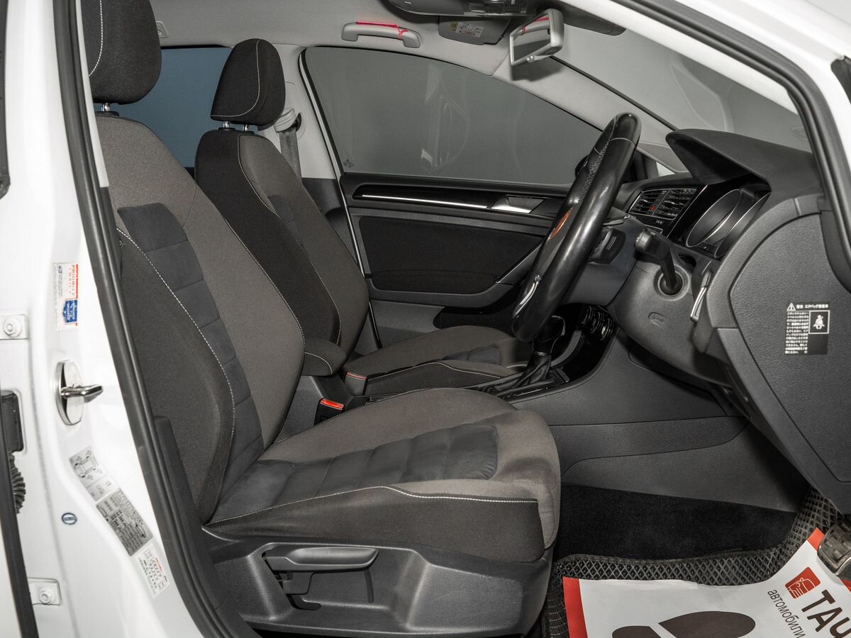 Volkswagen Golf 2014 - фото автомобиля