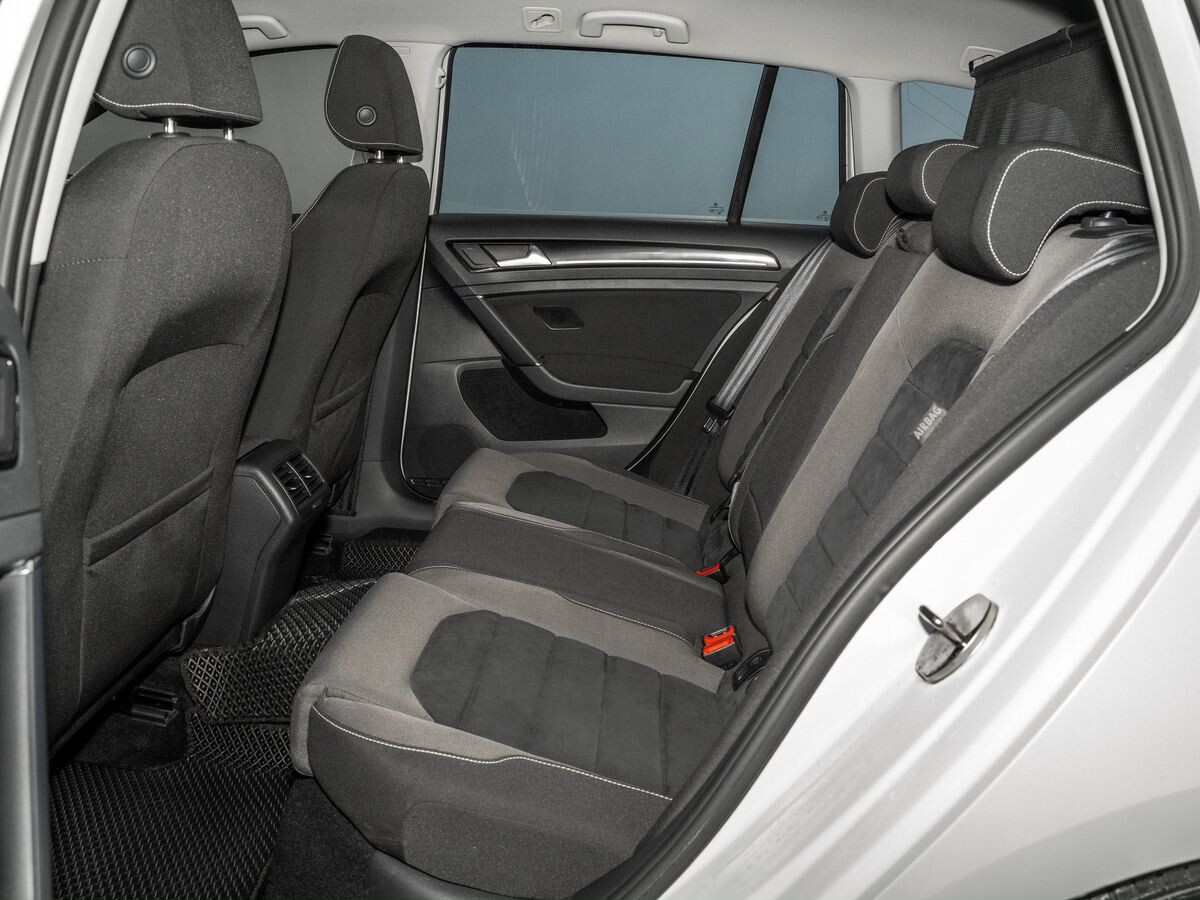 Volkswagen Golf 2014 - фото автомобиля