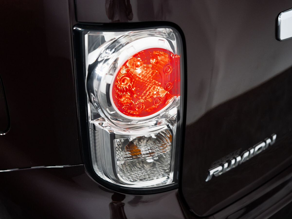 Toyota Corolla Rumion 2011 - фото автомобиля