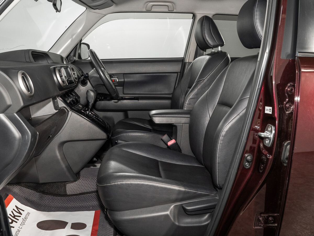 Toyota Corolla Rumion 2011 - фото автомобиля