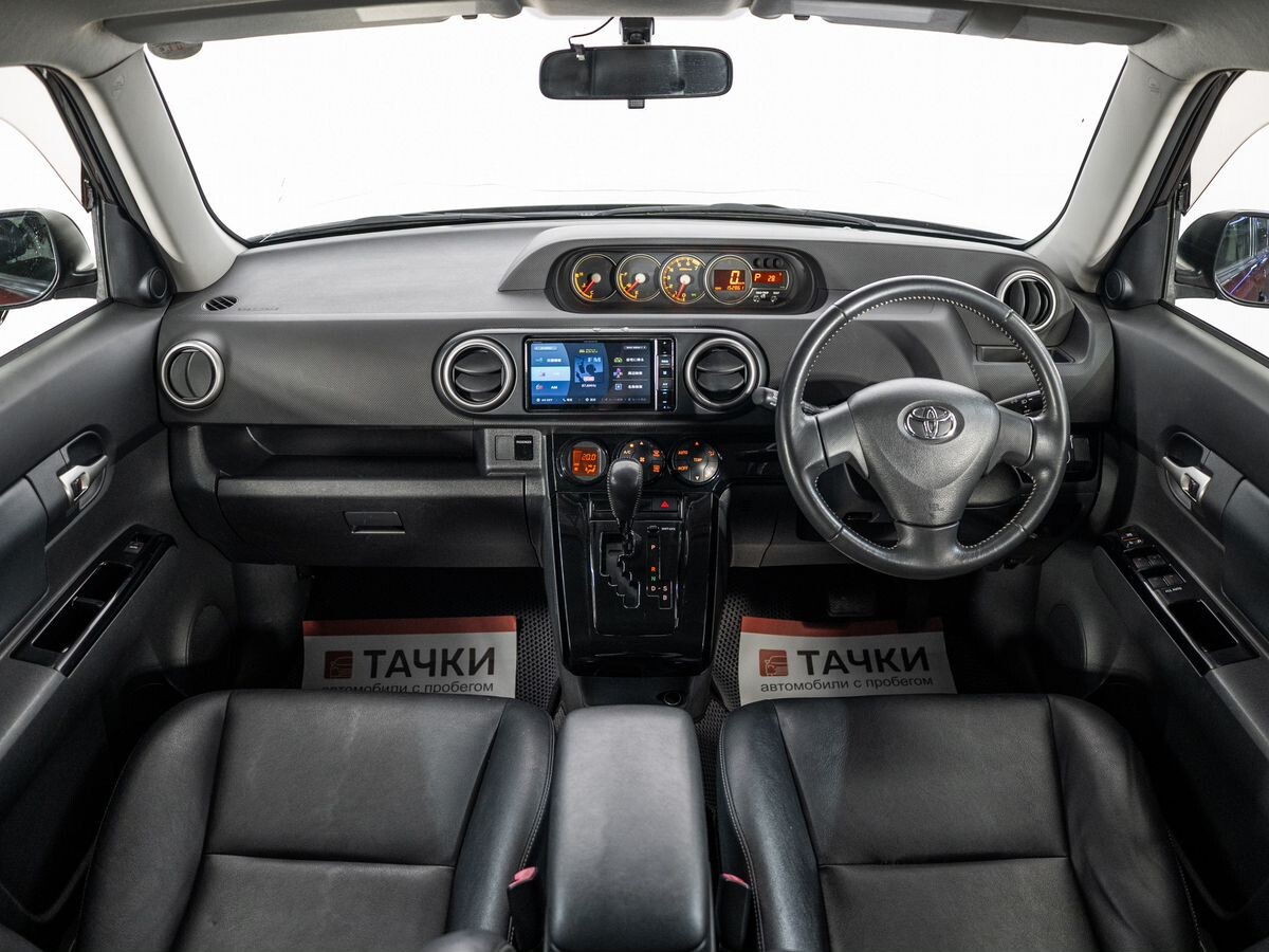 Toyota Corolla Rumion 2011 - фото автомобиля