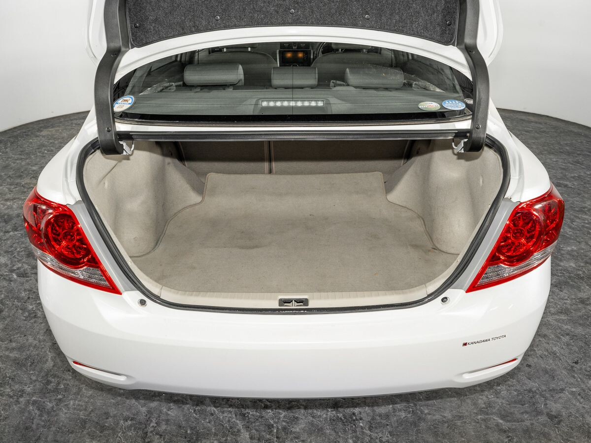 Toyota Allion 2011 - фото автомобиля