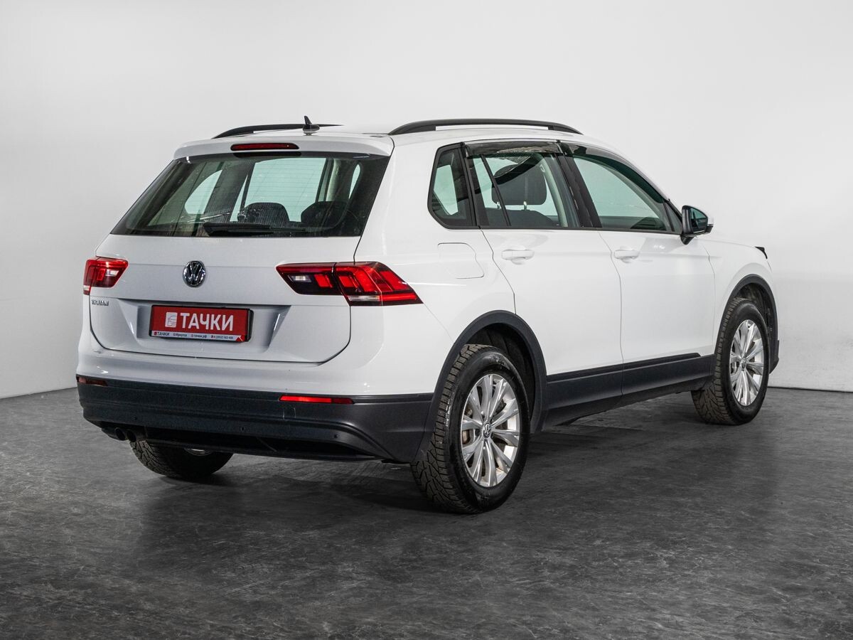 Volkswagen Tiguan 2020 - фото автомобиля