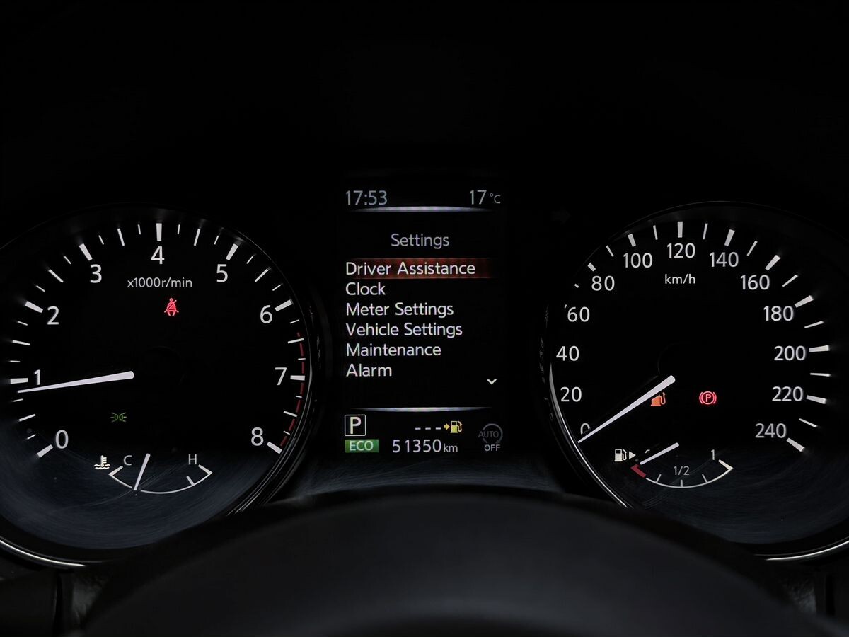 Nissan X-Trail 2023 - фото автомобиля