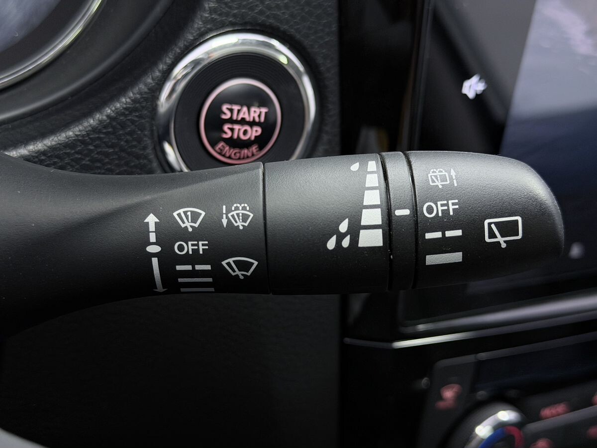 Nissan X-Trail 2023 - фото автомобиля