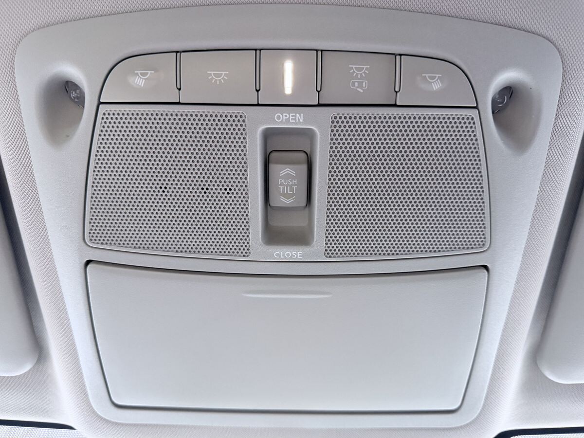 Nissan X-Trail 2023 - фото автомобиля