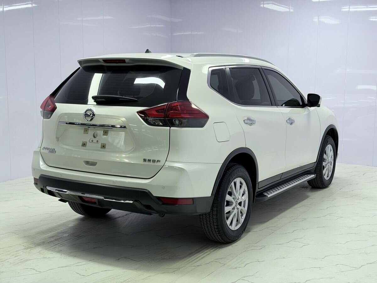 Nissan X-Trail 2023 - фото автомобиля