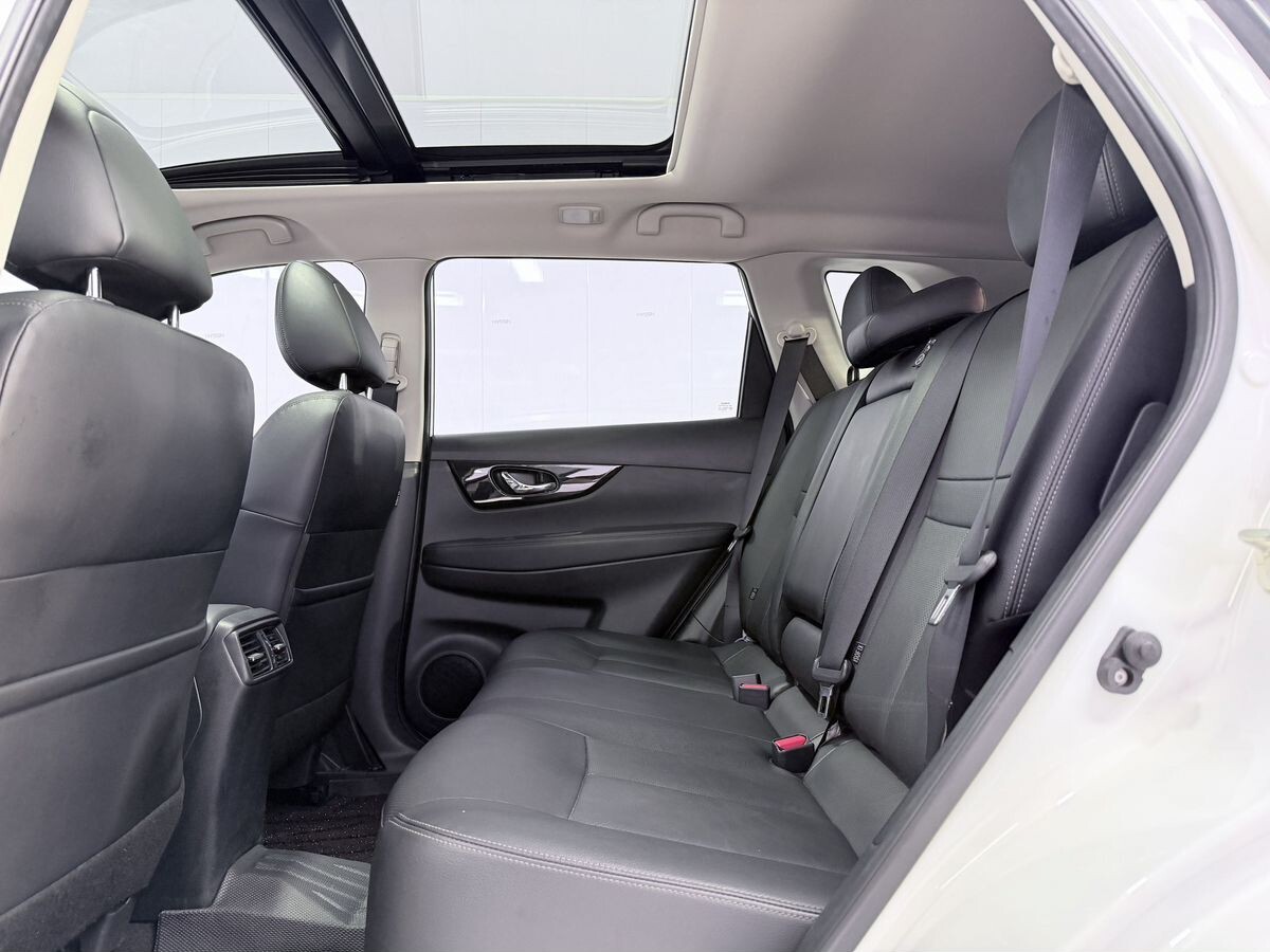 Nissan X-Trail 2023 - фото автомобиля