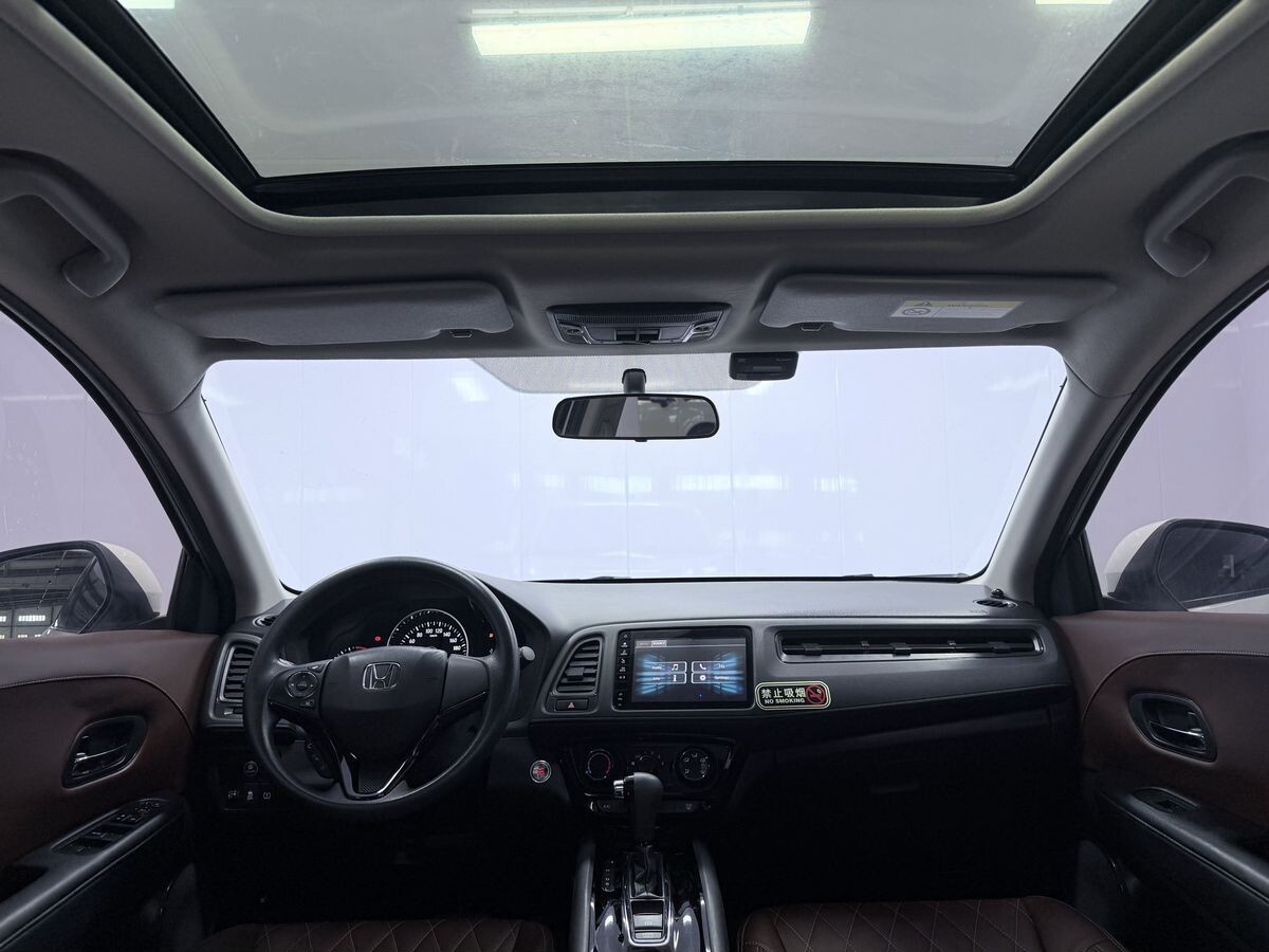 Honda Vezel 2022 - фото автомобиля