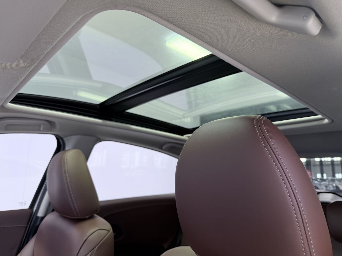 Honda Vezel 2022 - фото автомобиля