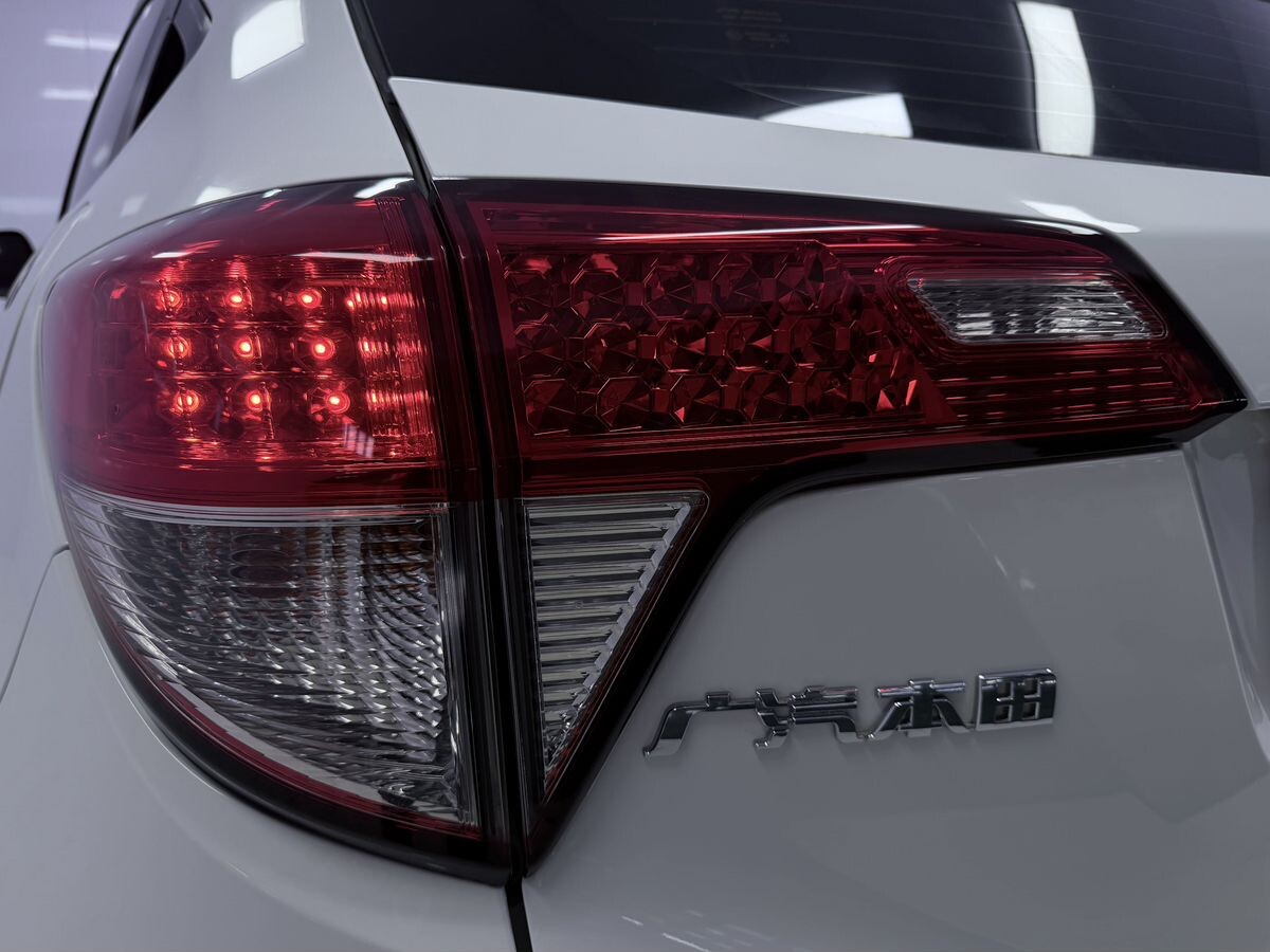 Honda Vezel 2022 - фото автомобиля